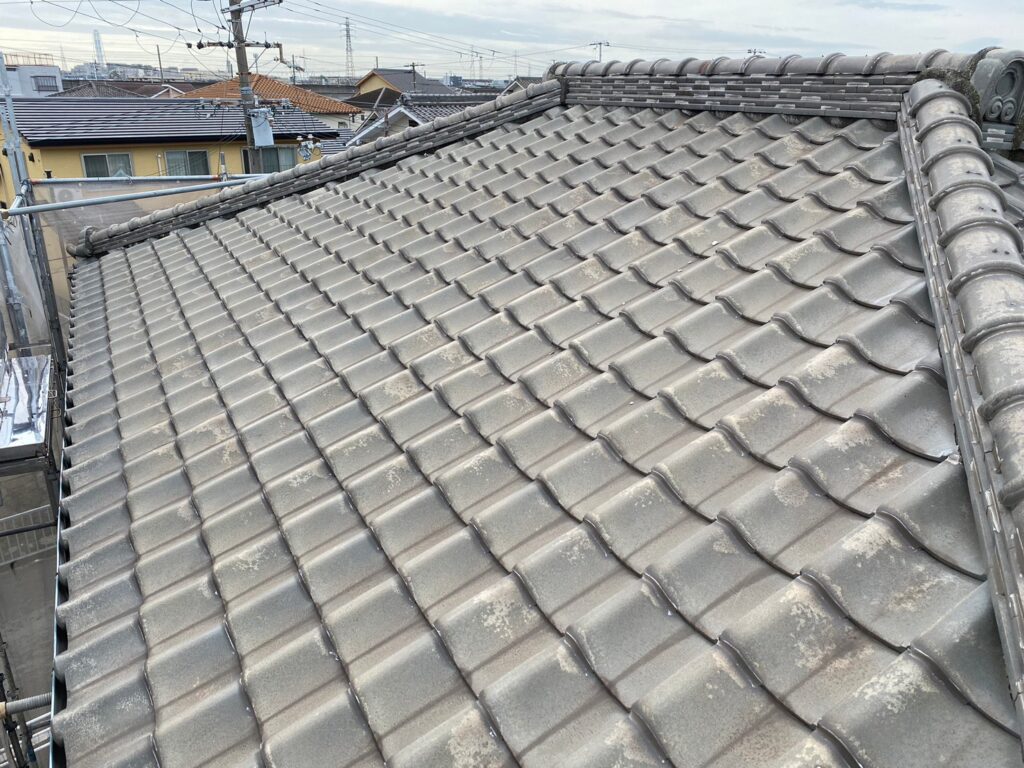 和瓦屋根→ガルバリウム鋼鈑屋根　葺き替え工事