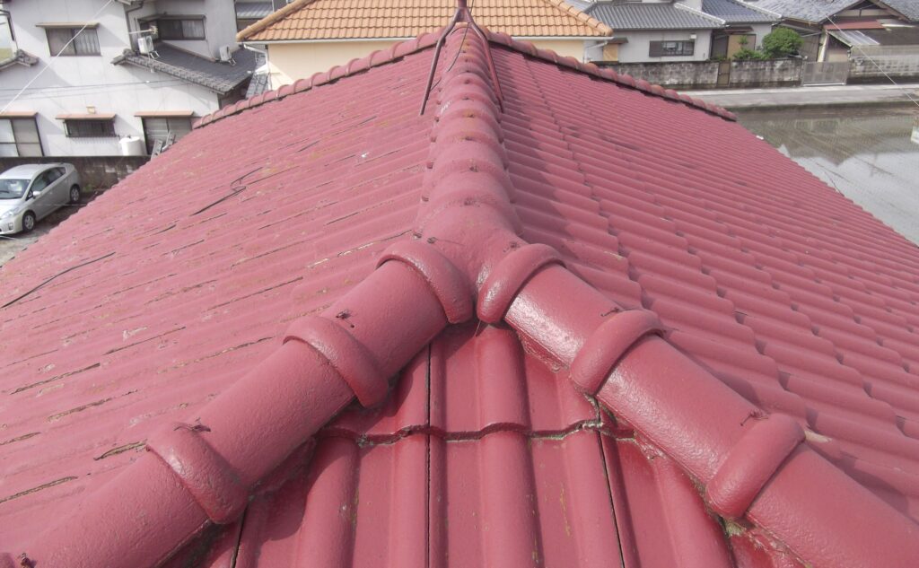 明石市で屋根葺き替え工事をしました　屋根が軽くなり地震に強くなり安心！