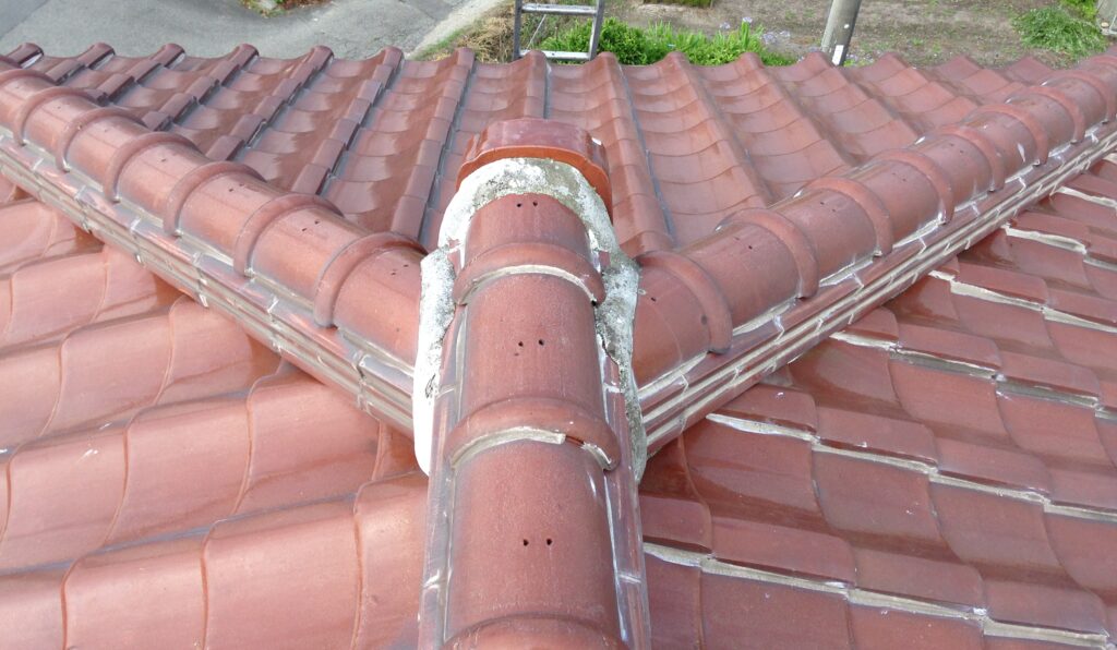 加古川市で屋根のメンテナンス！漆喰を塗り替えました