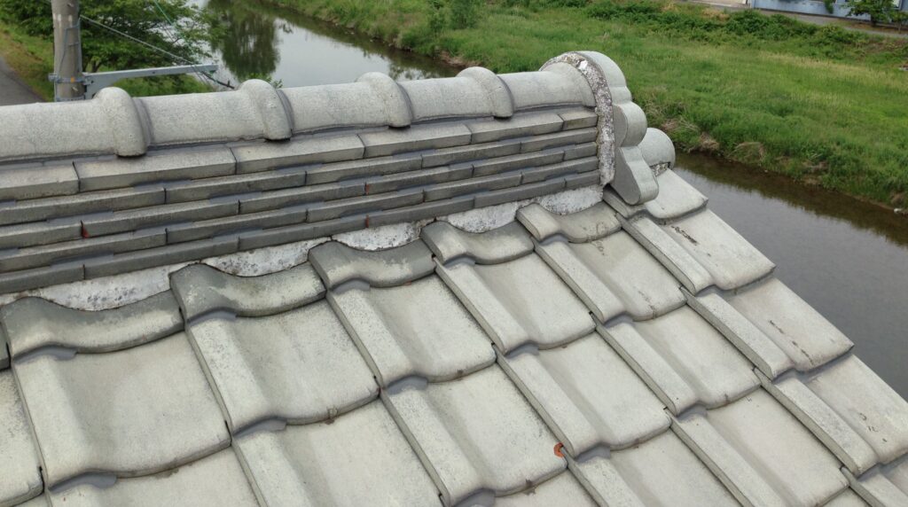 明石市で屋根のメンテナンスで漆喰の打ち替えをしました！